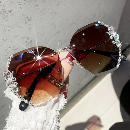 2025 Luxury Brand Design Vintage Women Fashion Rimless Rhinestone Sunglasses 